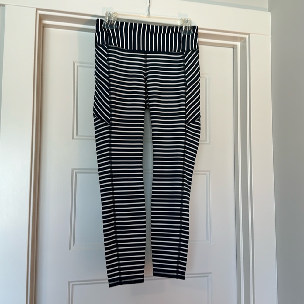 Athleta striped high waist crop legging S